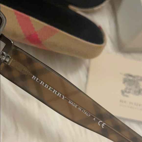 Burberry Sunglasses - Picture 5 of 6